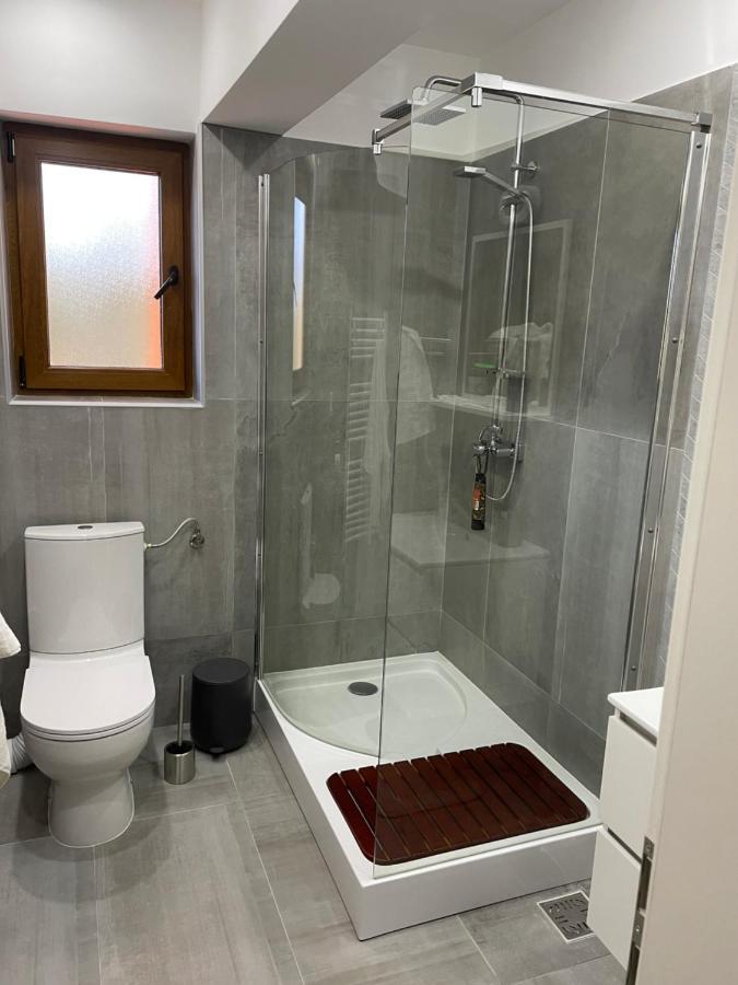 Apartament Lexannona Buşteni Eksteriør billede